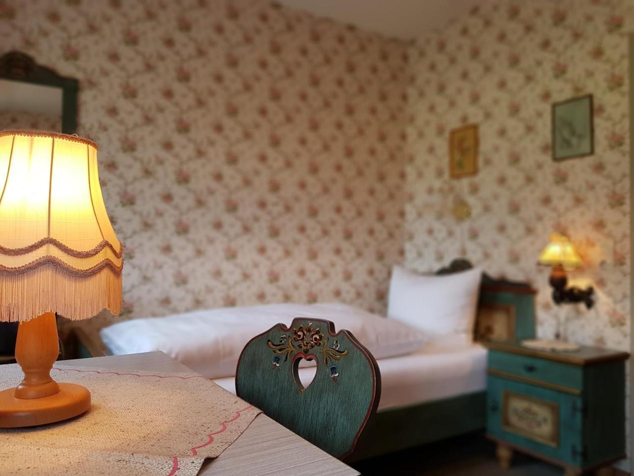 Hotel Landhaus Sonnenhof 토트나우 외부 사진